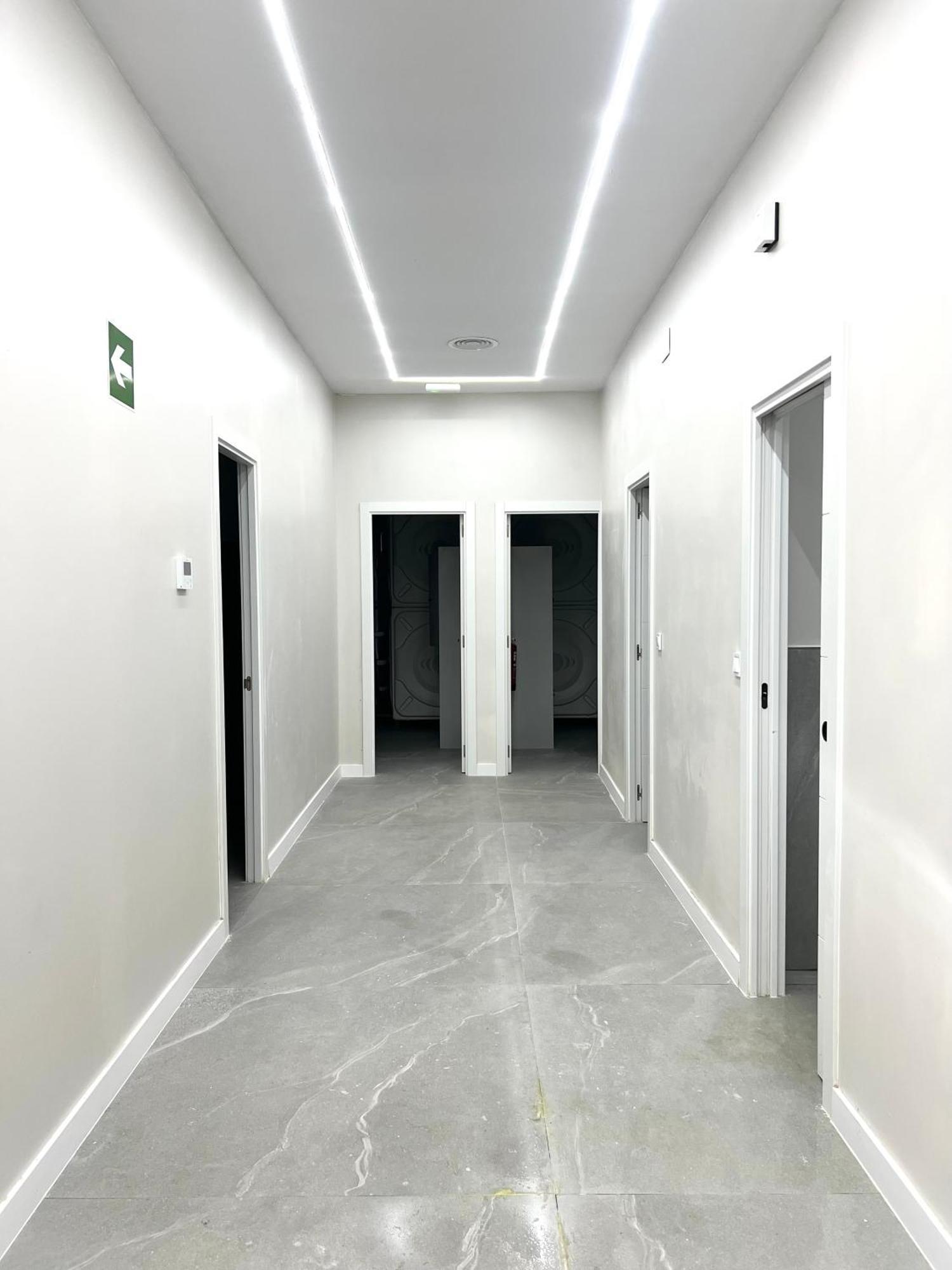 Hostel Napoles Madrid Buitenkant foto